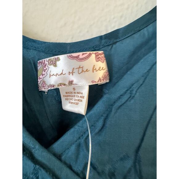 NEW Band of the Free Camille Floral Satin Crossover Crop Top Size S Teal NWT - Picture 7 of 12